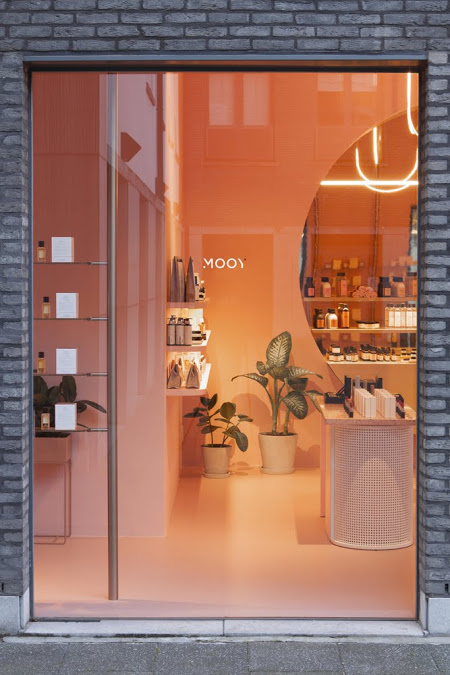Thiết kế nội thất shop mỹ phẩm kết hợp với quán cafe cực xịn sò