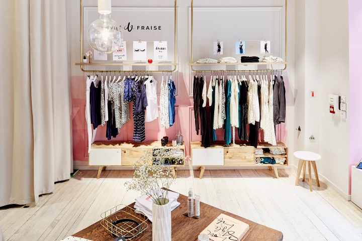 Thiết kế shop thời trang tràn ngập màu hồng tại TP. HCM