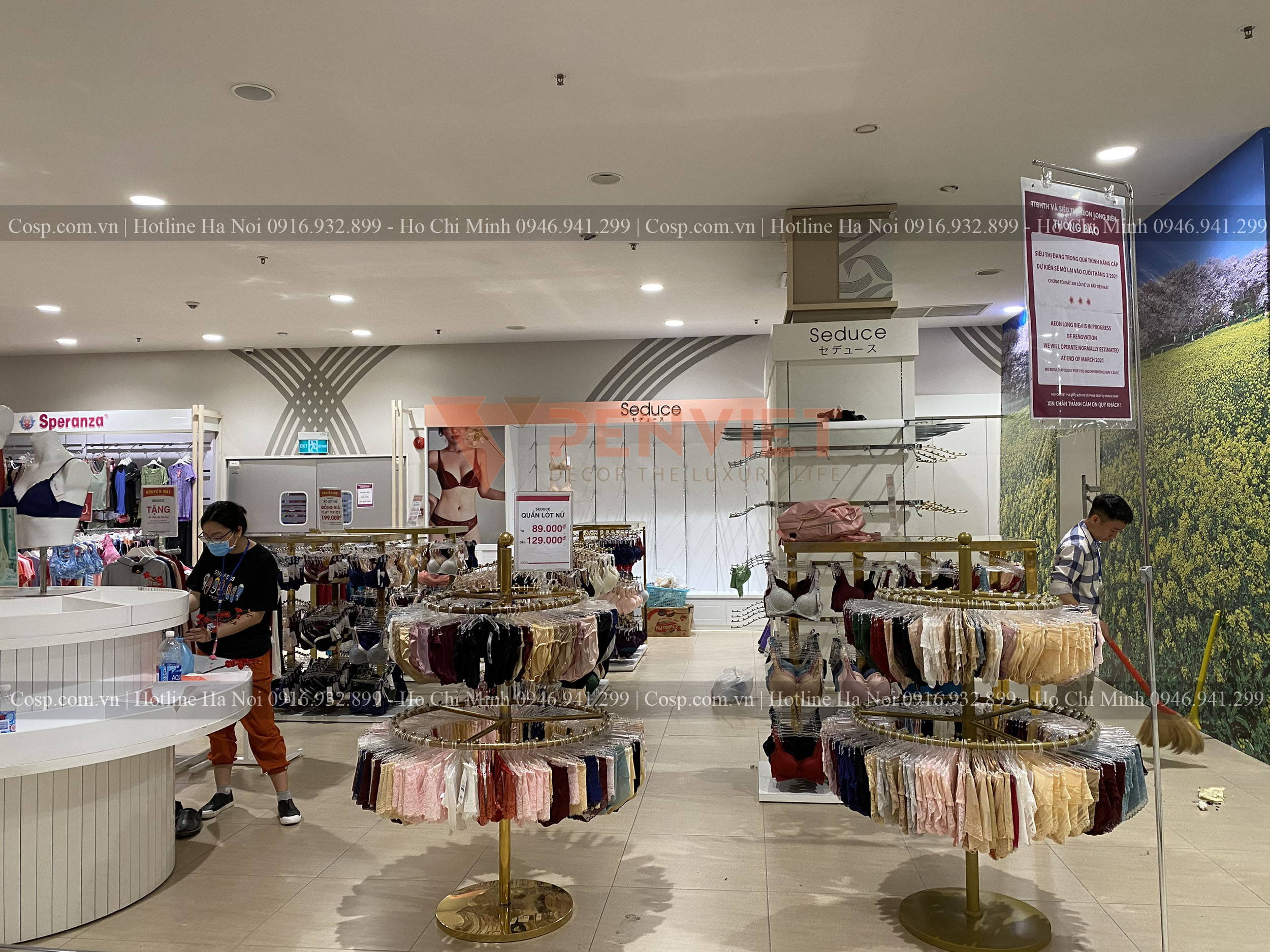 Thi công kệ trưng bày đồ lót ở Aeon Mall Long Biên